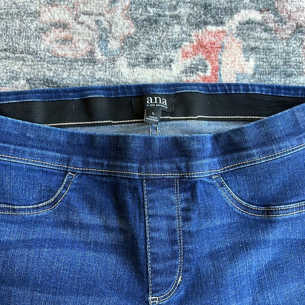 Ana Jeans - Picture 2 of 3